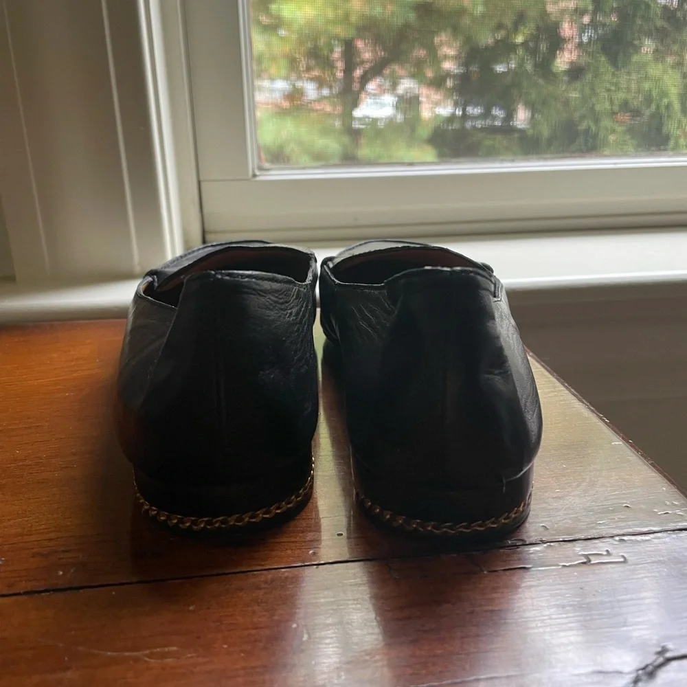 Tory Burch leather loafers size 7.5 - Picture 5 of 5